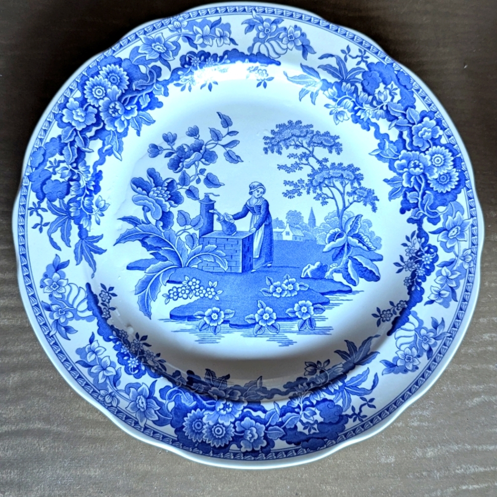 Spode Blue Room China Floral "Girl At Well" dinner plate with flutes edges.NWOT